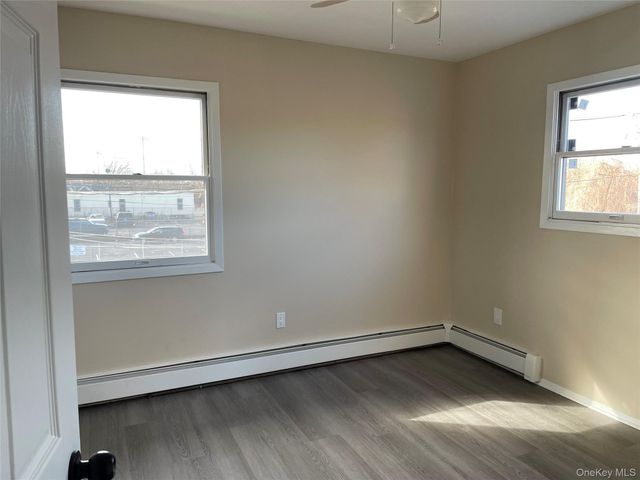 7 Locust Ave 1, Babylon, NY 11702
