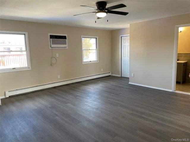 7 Locust Ave 1, Babylon, NY 11702