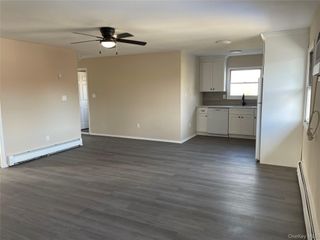 7 Locust Ave 1, Babylon, NY 11702
