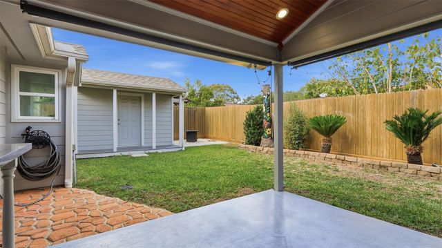 4802 Enchanted Rock Lane, Spring, TX 77388