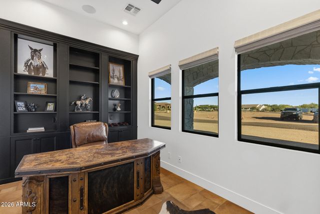 35451 N 36TH Street, Cave Creek, AZ 85331