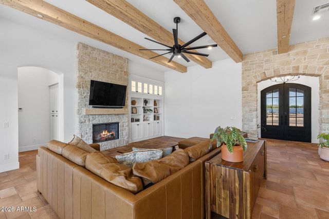 35451 N 36TH Street, Cave Creek, AZ 85331