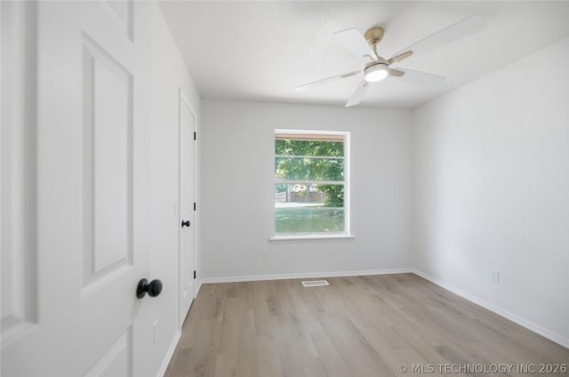923 S Hiawatha Avenue, Sapulpa, OK 74066