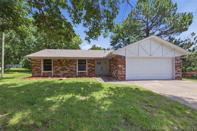 923 S Hiawatha Avenue, Sapulpa, OK 74066