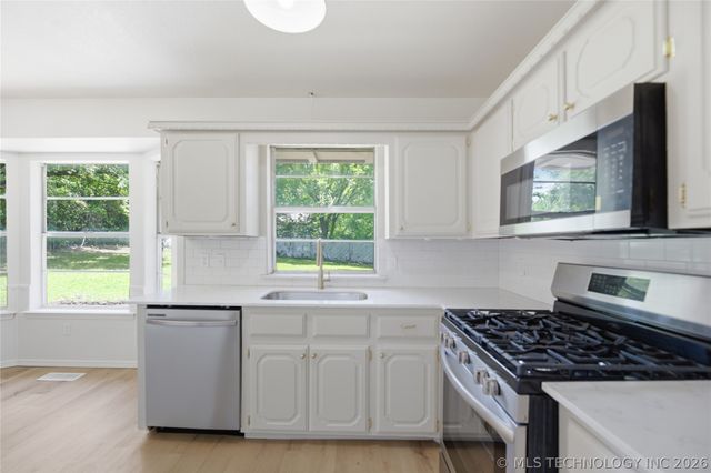 923 S Hiawatha Avenue, Sapulpa, OK 74066