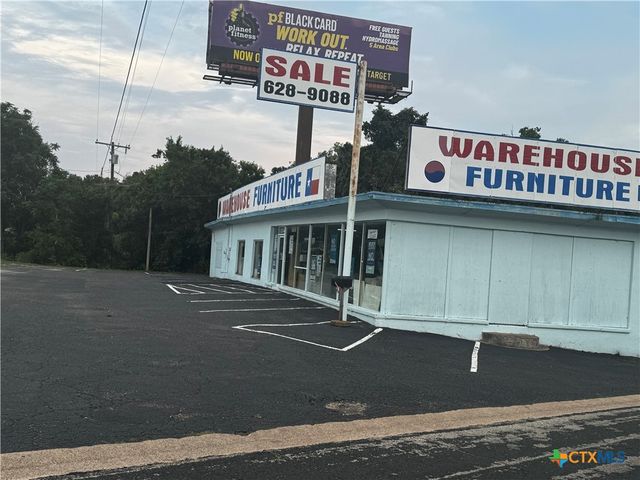 1104 E Veterans Memorial Boulevard, Killeen, TX 76541