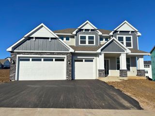 8705 183rd Street W, Lakeville, MN 55044