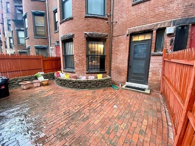 72 Bay State Road G, Boston, MA 02215