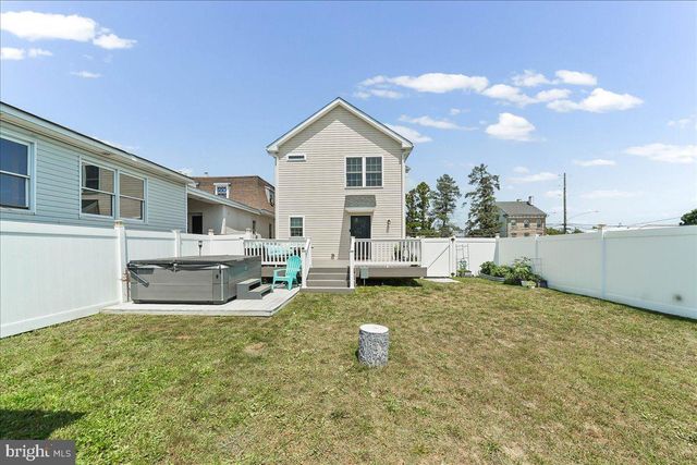 112 DAYTON ST, Phoenixville, PA 19460