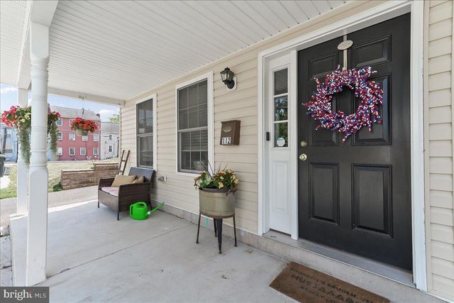 112 DAYTON ST, Phoenixville, PA 19460