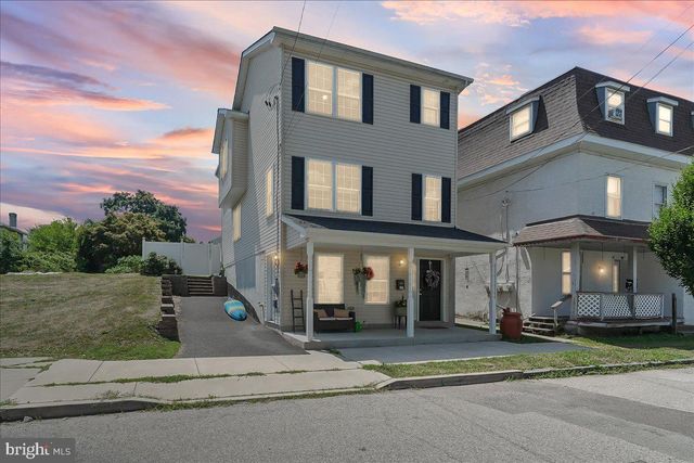 112 DAYTON ST, Phoenixville, PA 19460