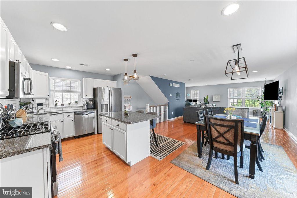 112 DAYTON ST, Phoenixville, PA 19460