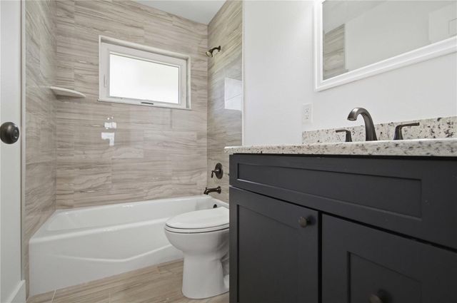 908 24TH AVENUE W, Palmetto, FL 34221