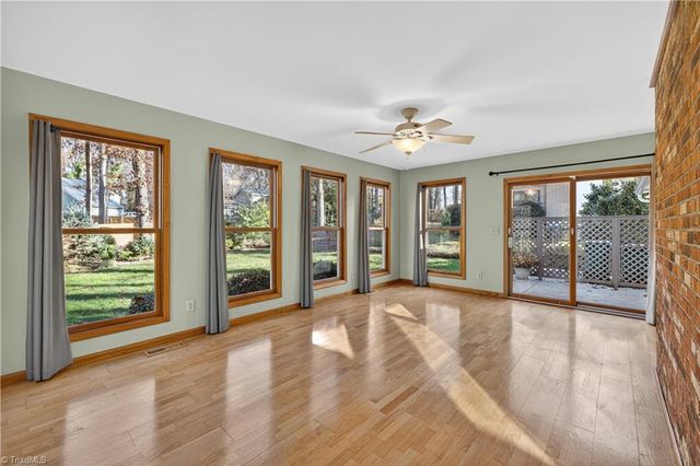 3041 Forest Line Drive, Clemmons, NC 27012