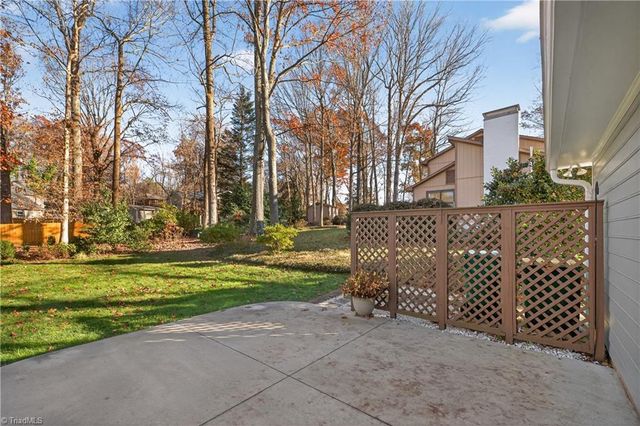 3041 Forest Line Drive, Clemmons, NC 27012