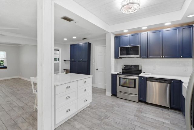 5677 W PINE CIRCLE, Crystal River, FL 34429