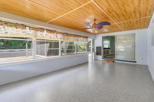 5677 W PINE CIRCLE, Crystal River, FL 34429