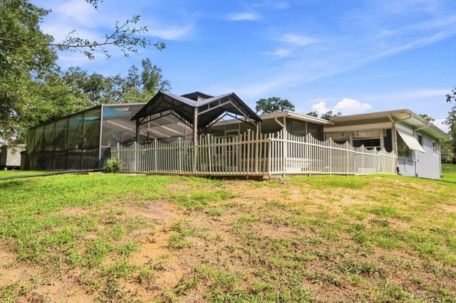 5677 W PINE CIRCLE, Crystal River, FL 34429