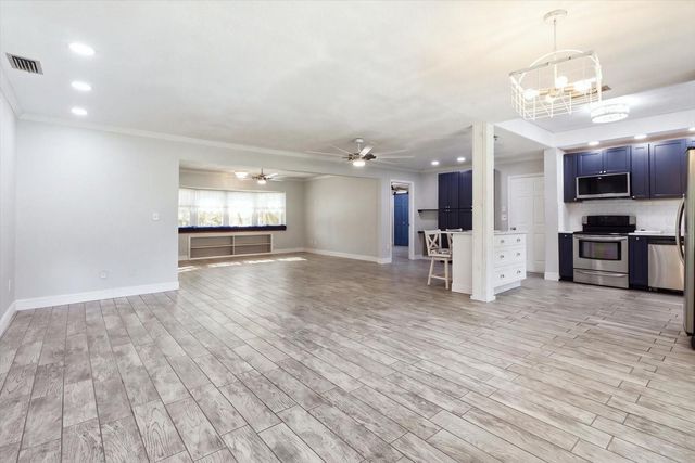 5677 W PINE CIRCLE, Crystal River, FL 34429