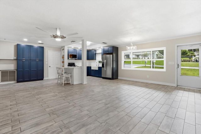 5677 W PINE CIRCLE, Crystal River, FL 34429