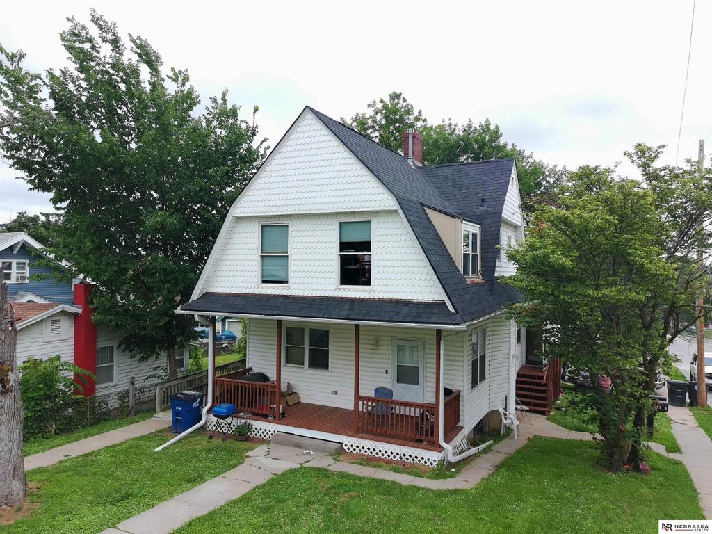 2901 N 45th Street, Omaha, NE 68104