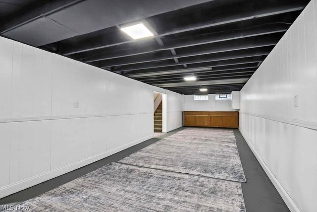 5012 S Barton Road, Lyndhurst, OH 44124