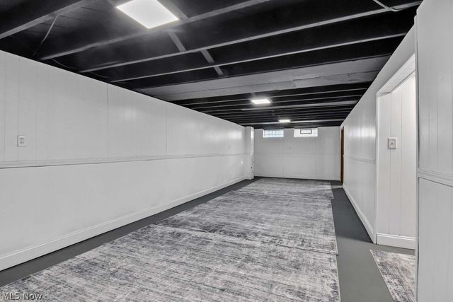 5012 S Barton Road, Lyndhurst, OH 44124