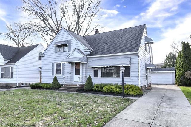 5012 S Barton Road, Lyndhurst, OH 44124