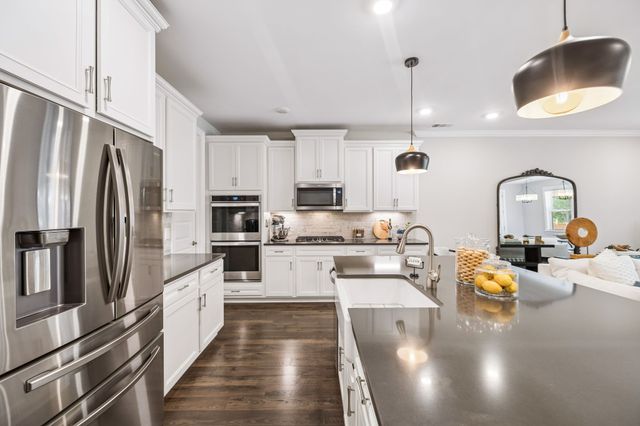 1099 Carlisle Pl, Mount Juliet, TN 37122