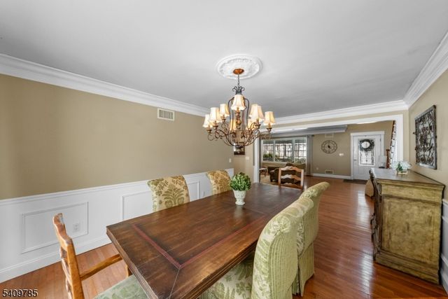 18 Valhalla Rd, Montville Twp., NJ 07045