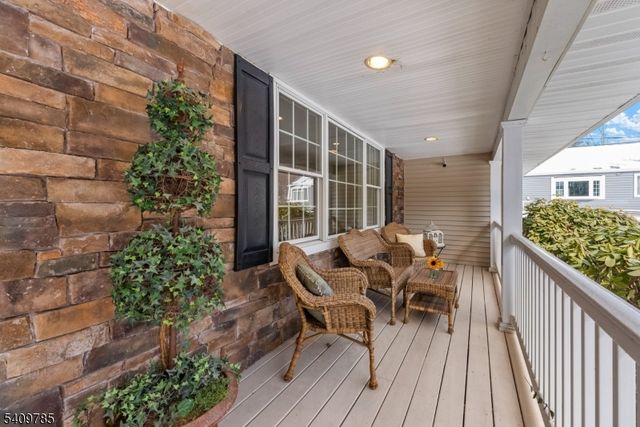 18 Valhalla Rd, Montville Twp., NJ 07045