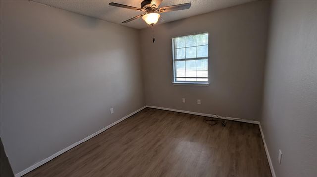 107 Beck ST B, Florence, TX 76527