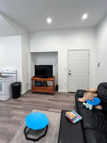 718 E Mount Morris Street, Mount Morris, MI 48458