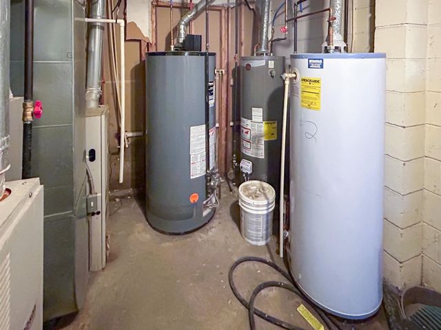 718 E Mount Morris Street, Mount Morris, MI 48458