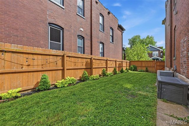 4133 Botanical Avenue, St Louis, MO 63110