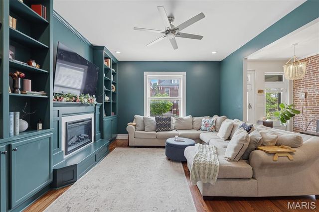4133 Botanical Avenue, St Louis, MO 63110