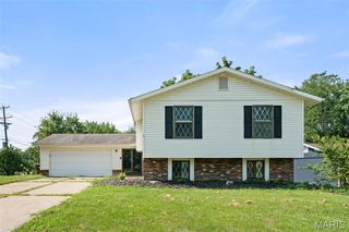 1 Blackwood Lane, St Peters, MO 63376