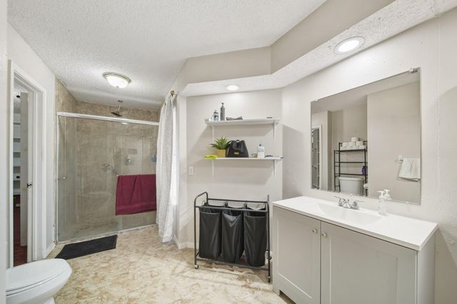 3226 S Briar Knoll Drive, Houston, TX 77082