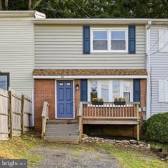 406 VISCOSE AVE, Front Royal, VA 22630