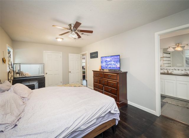 1806 Murray Ave, Rockdale, TX 76567