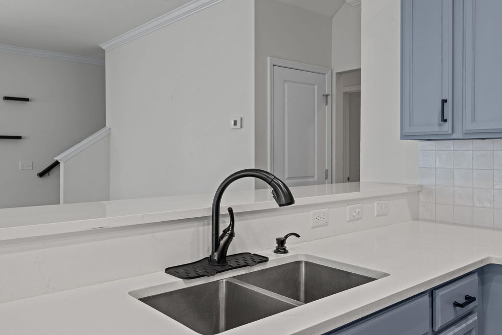 Image 6 of property listing at 223 Loocock Drive, Goose Creek, SC 29445