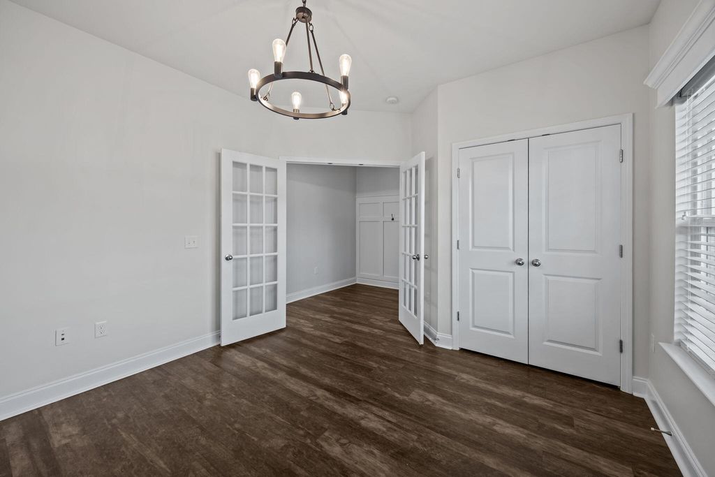 Image 9 of property listing at 223 Loocock Drive, Goose Creek, SC 29445