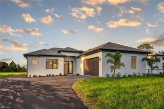 3261 31ST AVE NE, Naples, FL 34120