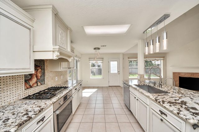 22030 Gold Leaf Trail, Cypress, TX 77433