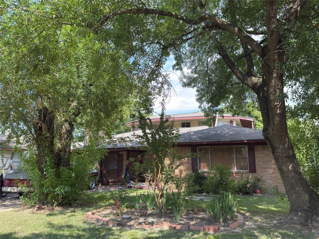 10106 Cheeves Drive, Houston, TX 77016