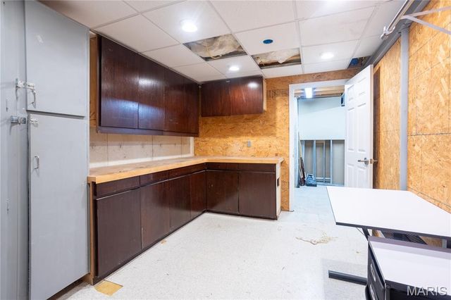 996 Huntington Drive, Troy, MO 63379