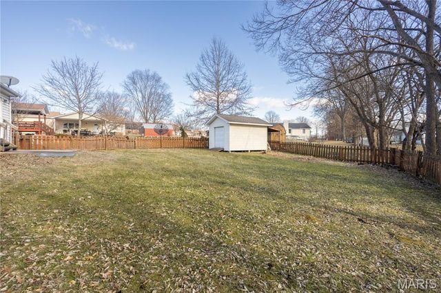 996 Huntington Drive, Troy, MO 63379