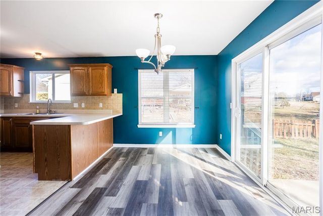 996 Huntington Drive, Troy, MO 63379