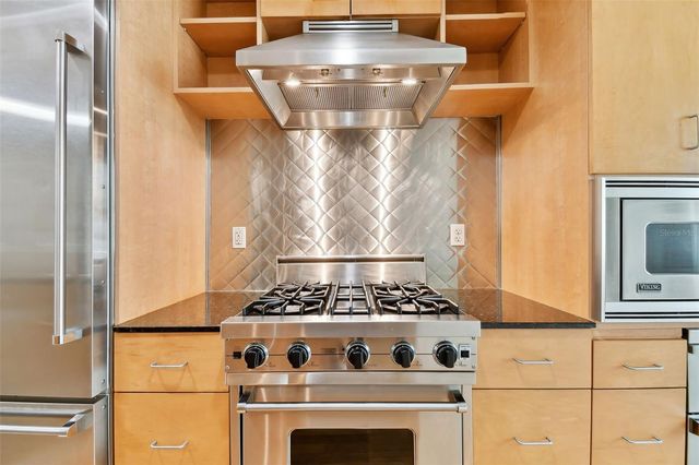 1120 E KENNEDY BOULEVARD 820, Tampa, FL 33602