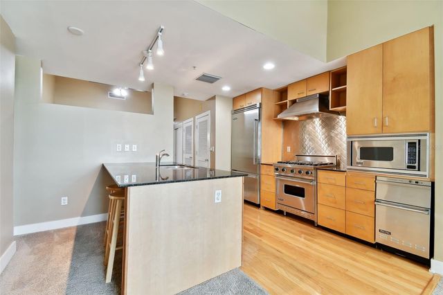 1120 E KENNEDY BOULEVARD 820, Tampa, FL 33602